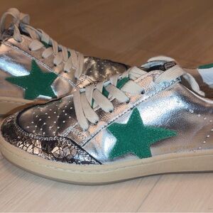 Vintage Havana Silver Sneakers with Green Star